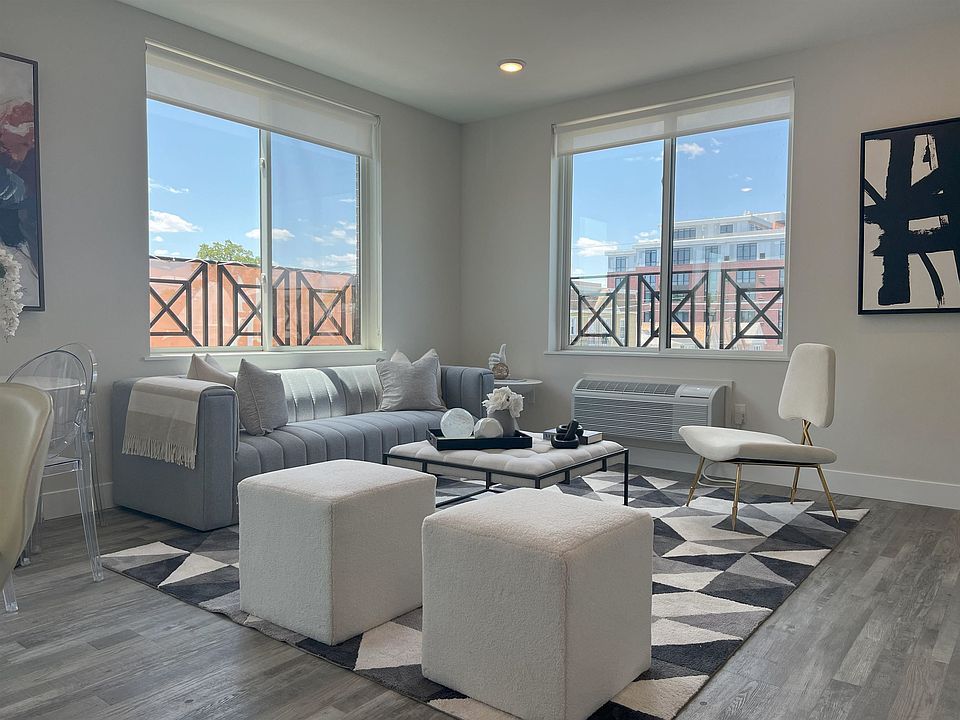 2nd image of 140 Avenue B #305
