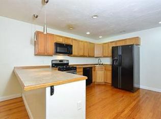 31 Waverly St, Roxbury, MA 02119