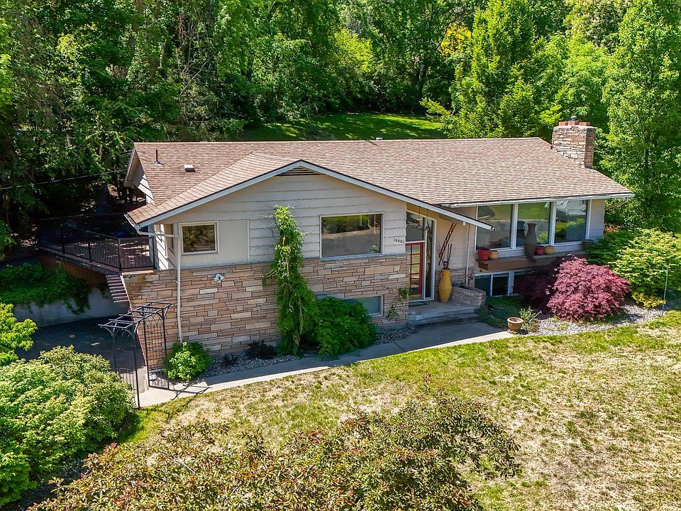 1st image of 10401 N College Cir
