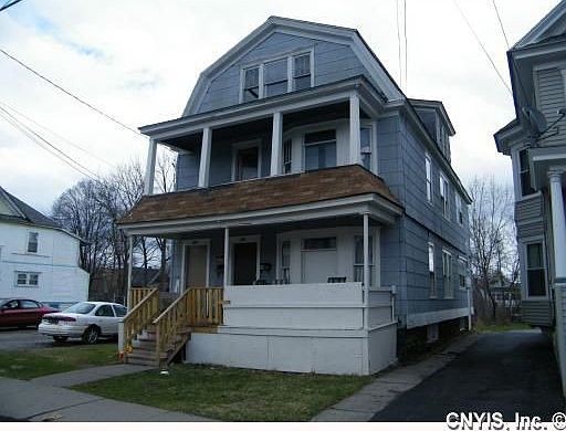 3rd image of 1541 South Ave