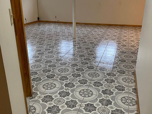 Finished Basement with Laundry