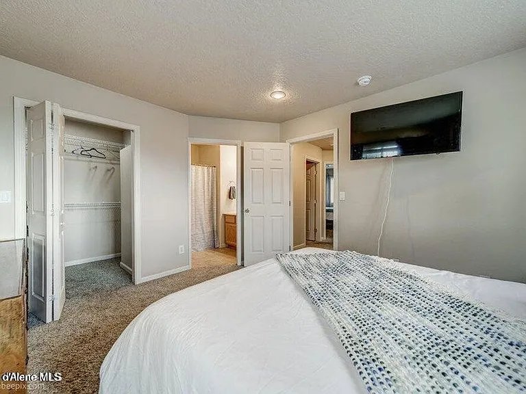 931 N Goldenrod Ct — Photo 10