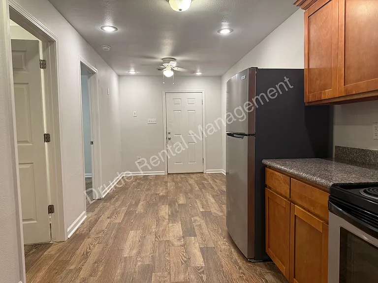 12461 Wardline Rd — Photo 3