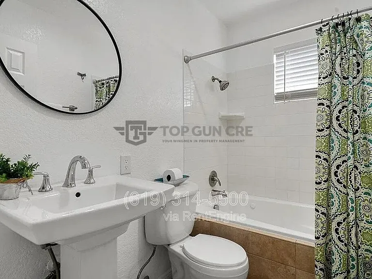 4262 Wilson Ave #8 — Photo 11