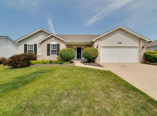 1195 Sweeping Oaks Dr, Saint Charles, MO 63304