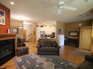 533 W Main St APT 109, Madison, WI 53703