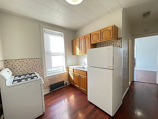 1st image of 4708 30th Ave APT 3
