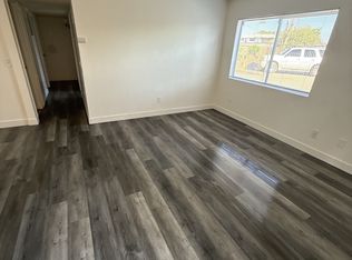 726 Bernard St #B, Bakersfield, CA 93305