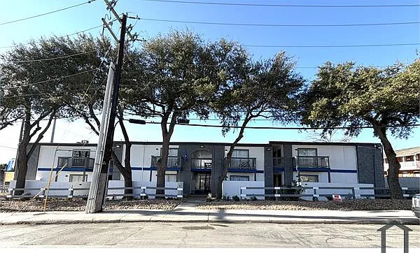 2 bed, 800 sqft, $975 — Photo 3