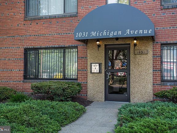 4th image of 1031 Michigan Ave NE APT 307
