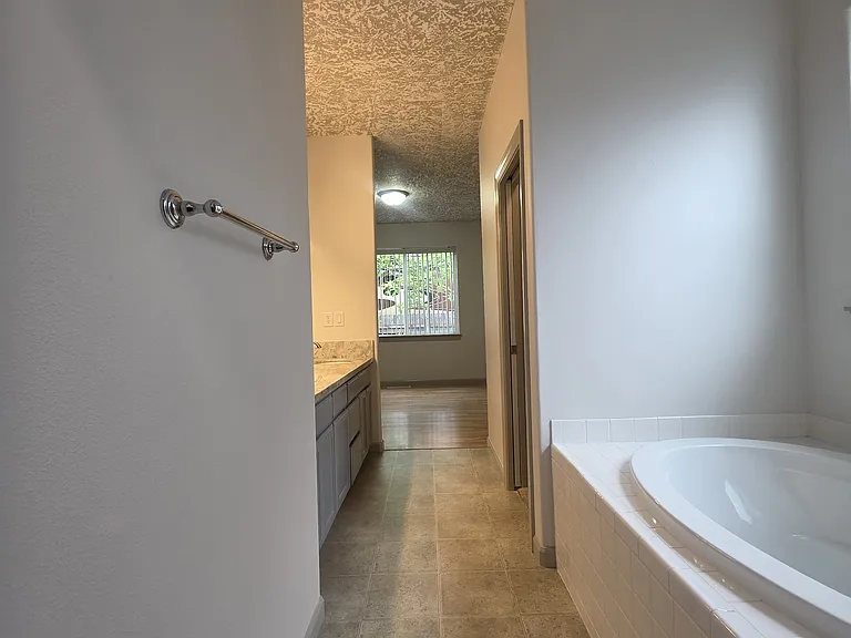 4373 Hearth St NE — Photo 39