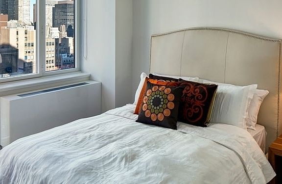 4th image of 309 5th Ave APT 29B