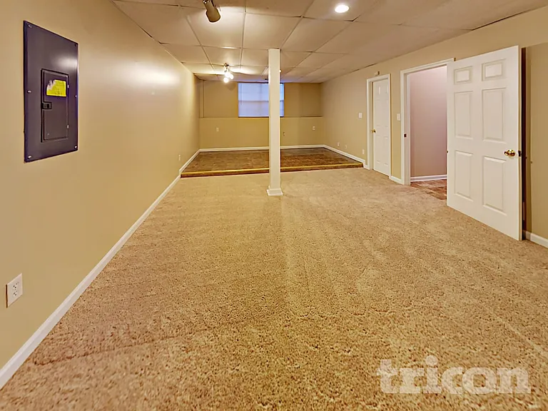 6405 Cardiff Ln — Photo 17