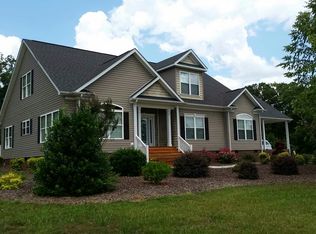 433 Caviness Town Rd, Robbins, NC 27325