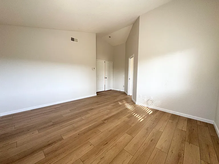 5085 Carmel Knolls Dr — Photo 15