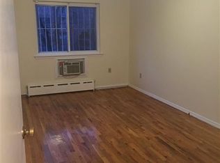 2119 Grove St, Flushing, NY 11385