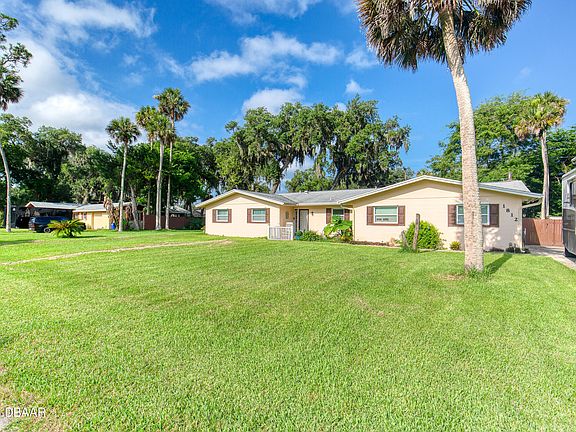 3rd image of 1812 Mango Tree Dr