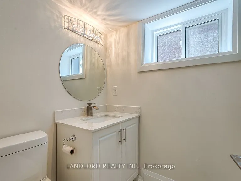29 Hutton Ave — Photo 22