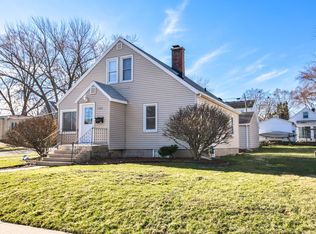 1745 Sheridan St, Madison, WI 53704