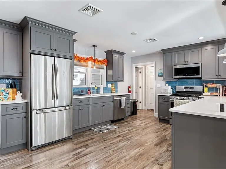 4 James St #1 — Photo 19