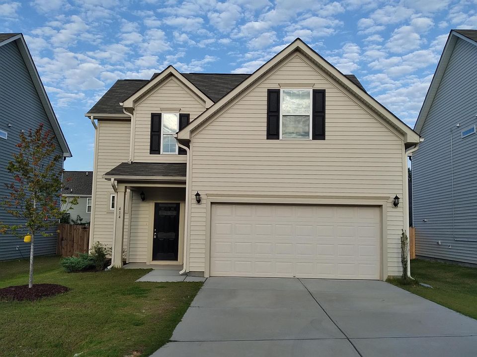 1st image of 414 Outwater Ridge Dr