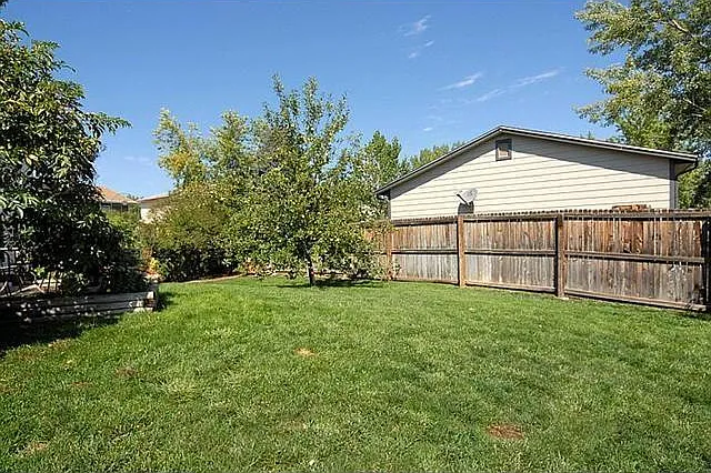 3 bed, 1223 sqft, $2,700 — Photo 4