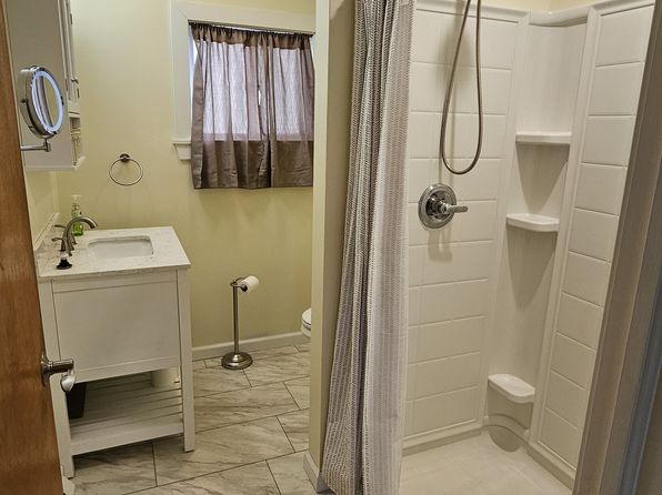 9797 River Rd APT 8