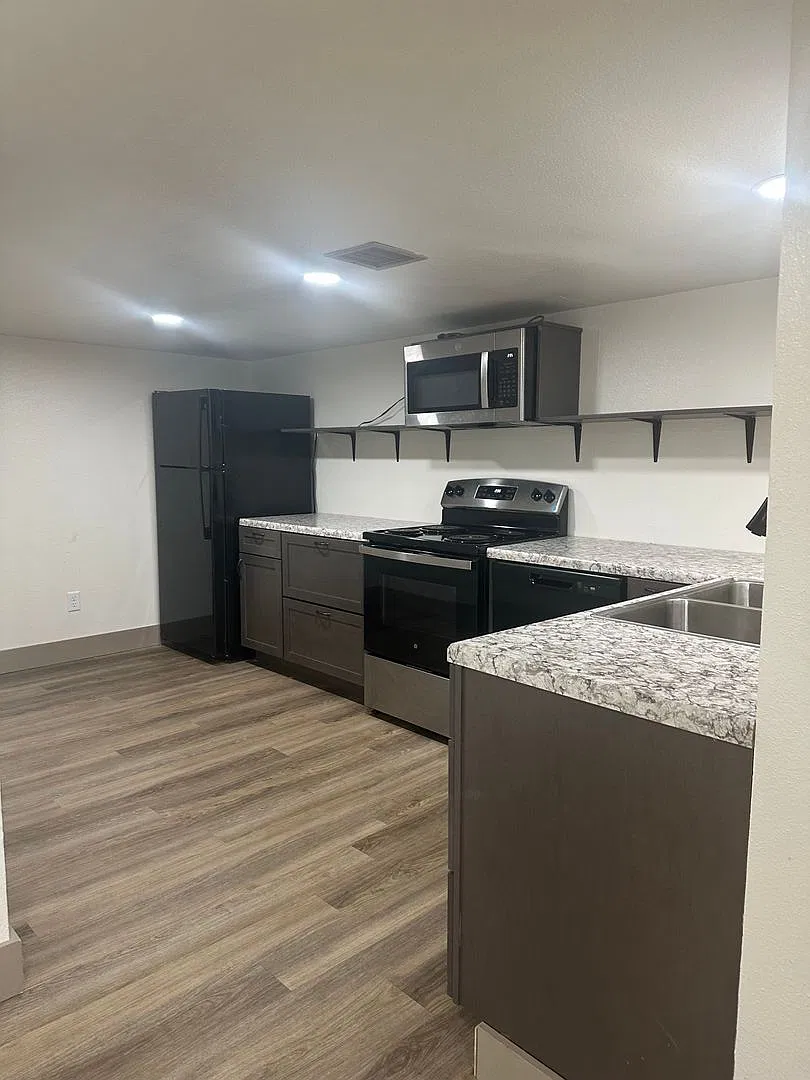 Apartment — Photo 2