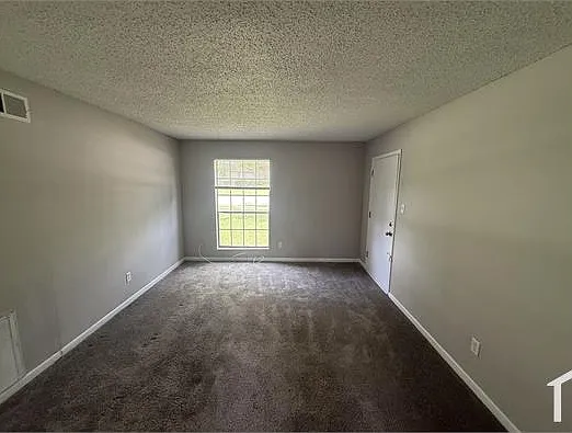 5751 Overlook Rd — Photo 10
