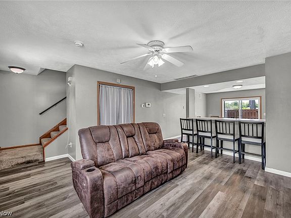4th image of 1086 Peach Blvd
