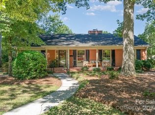 5500 Robinhood Rd, Charlotte, NC 28211