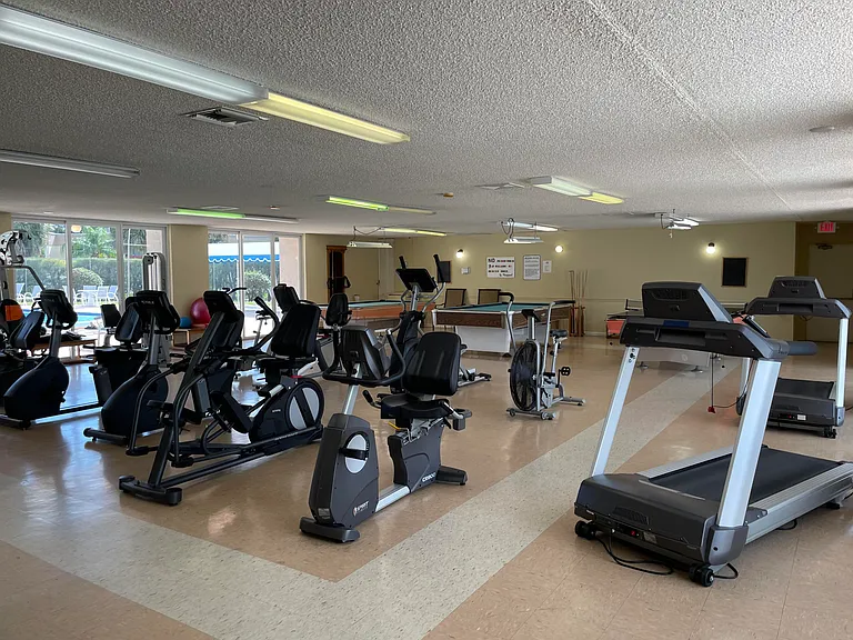 705 Lori Dr #210 — Photo 20