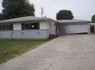 3209 Beaumont Ct, Bakersfield, CA 93304