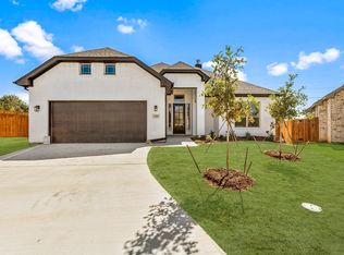 1205 Bear Creek Ave, Weatherford, TX 76086