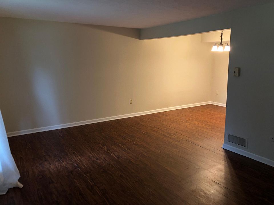 1st image of 1004 Sewickley Heights Dr