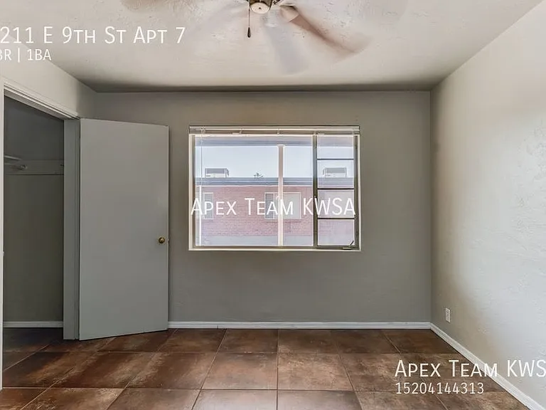 1211 E 9th St #7 — Photo 13
