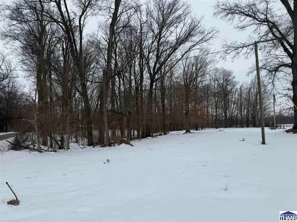 5351 S Jeffers St, Terre Haute, IN 47802