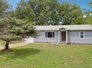 7407 E 130th St S, Bixby, OK 74008
