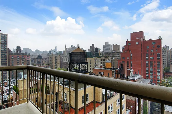 Sold by Corcoran | media 17