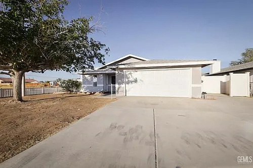 21231 Corwin St Photo 1