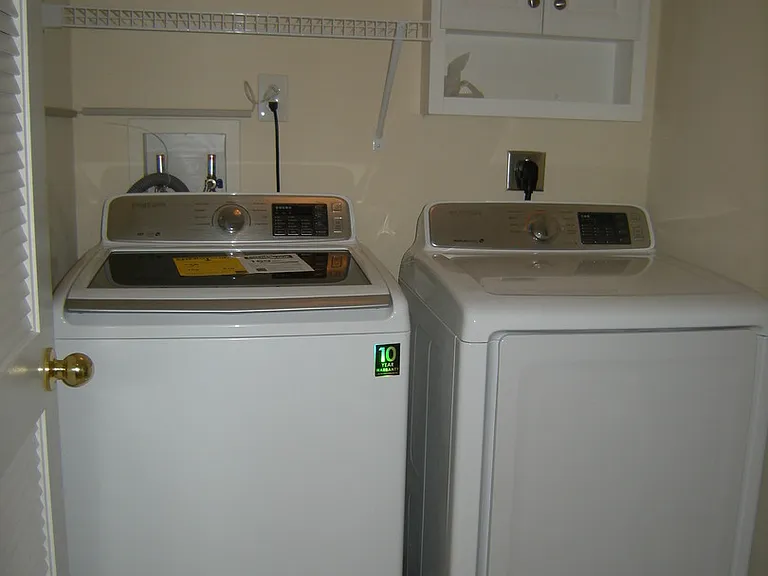 230 Nat Turner Blvd #2000 — Photo 13