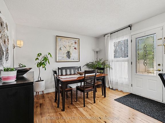 5th image of 156 Rutherford Ct