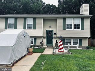 9 Brenda Lee Ct, Essex, MD 21221