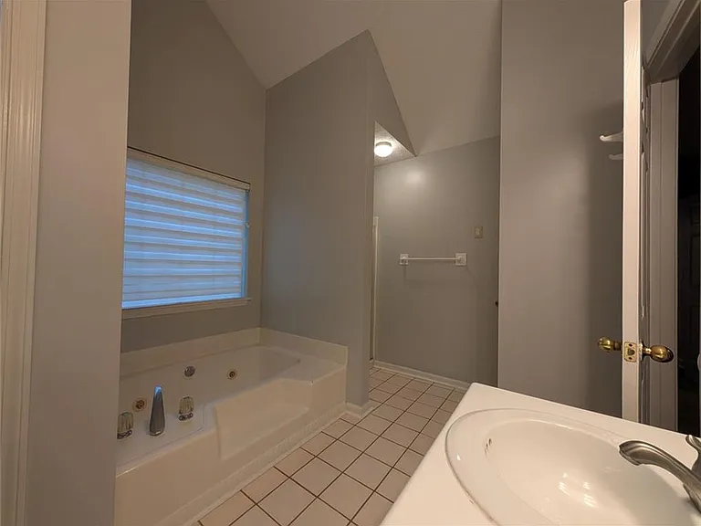 3004 Dogwood Ln — Photo 14