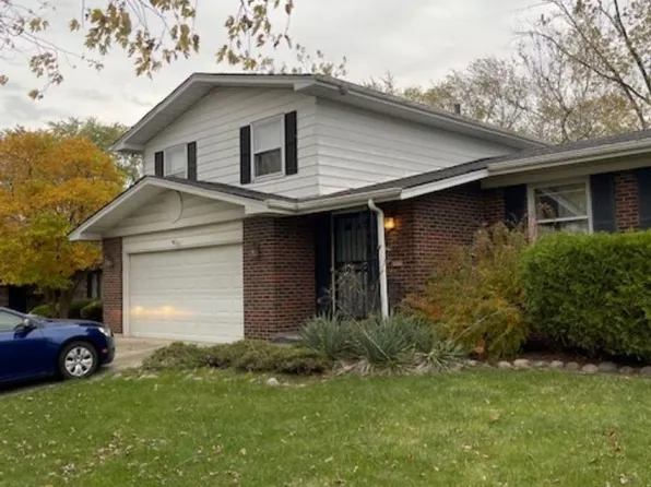 22829 Redwood Dr, Richton Park, IL 60471