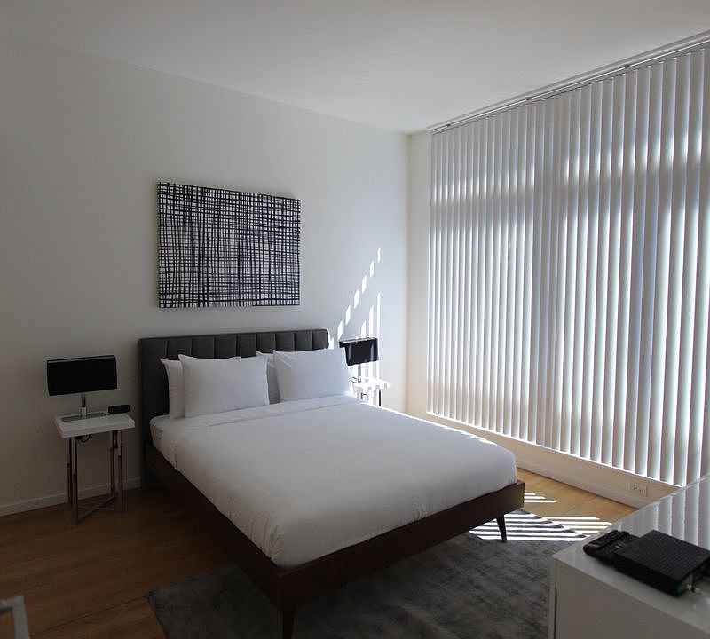 2nd image of 18 W 48th St APT 18D