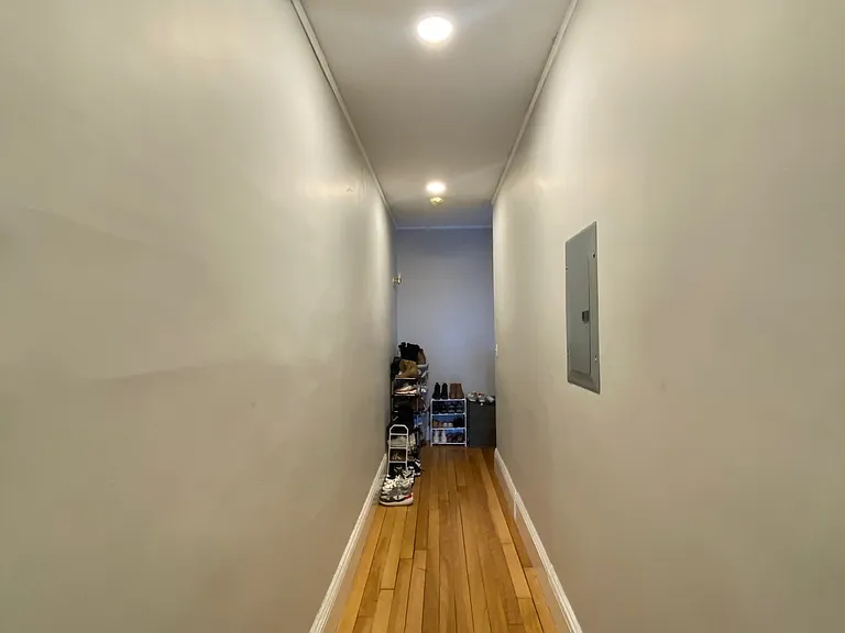 10 Glenville Ave #3 — Photo 10