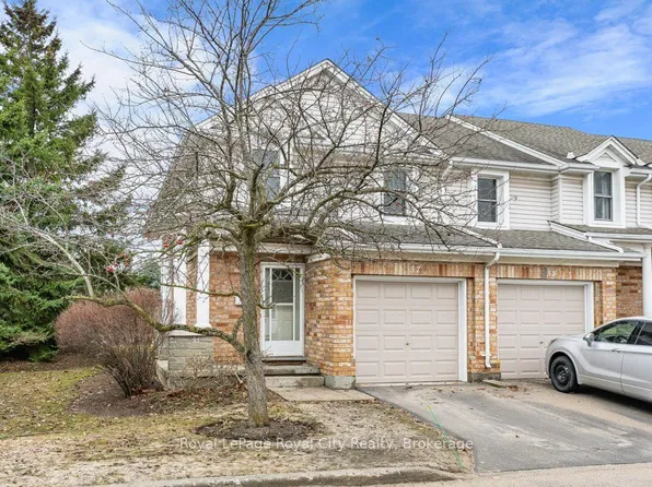 66 Rodgers Rd #37, Guelph, ON N1G 4Y5