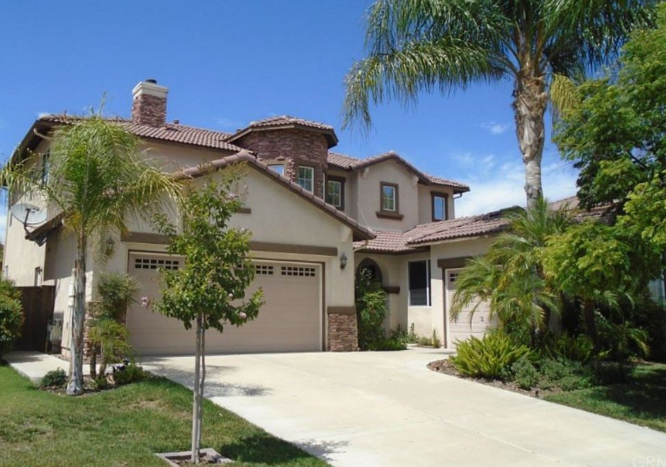 1st image of 29236 Oakmont Ct