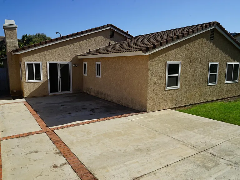 24427 Goldpoint Pl — Photo 22